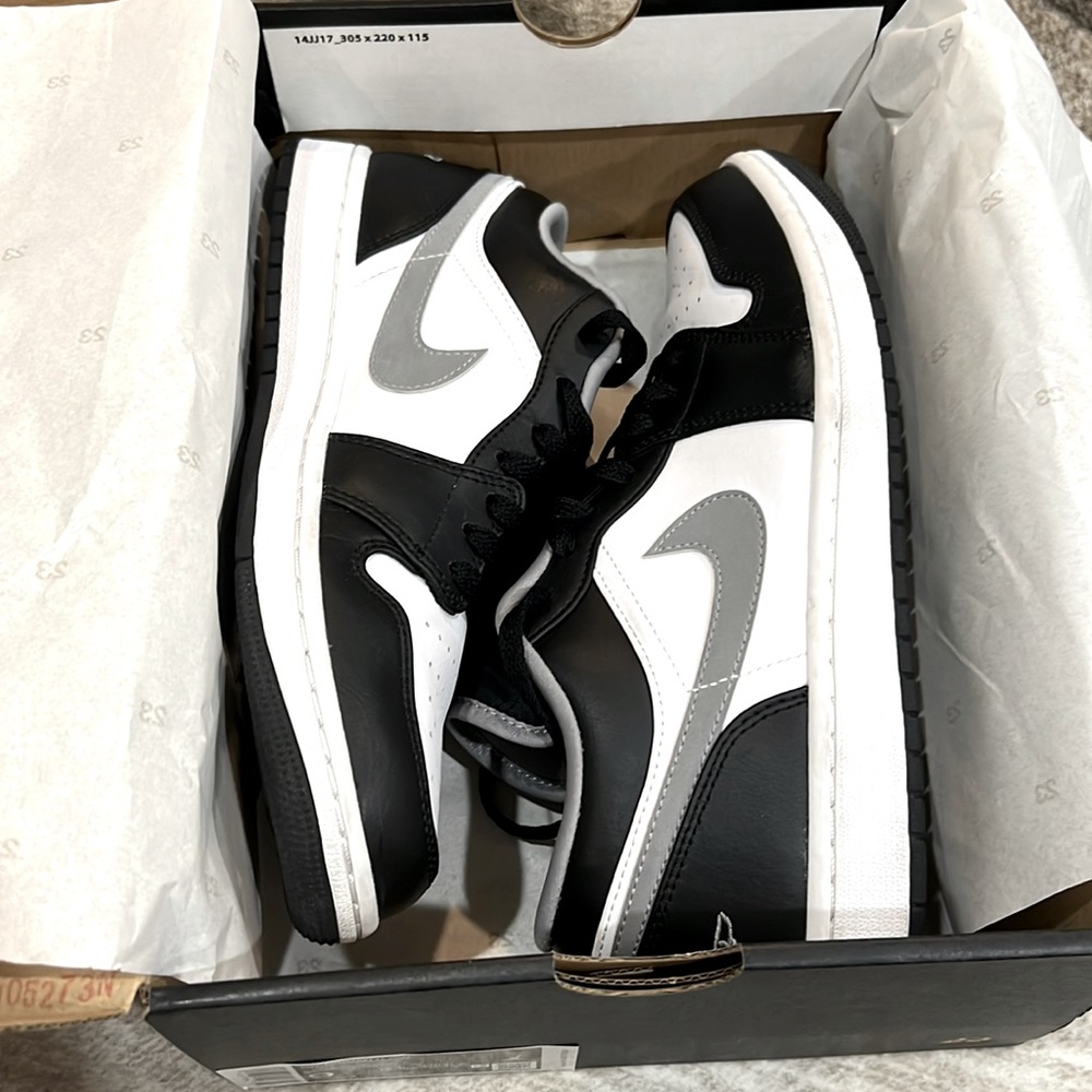 Air Jordan 1 low
